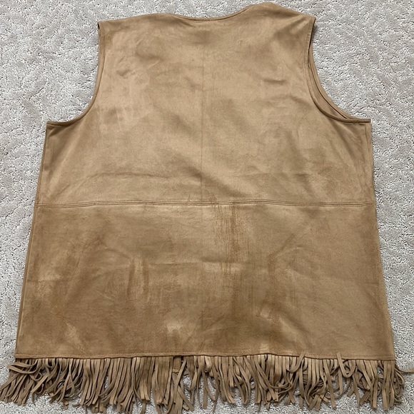 Ruby Rd Western Fringe Vest - Picture 4 of 4